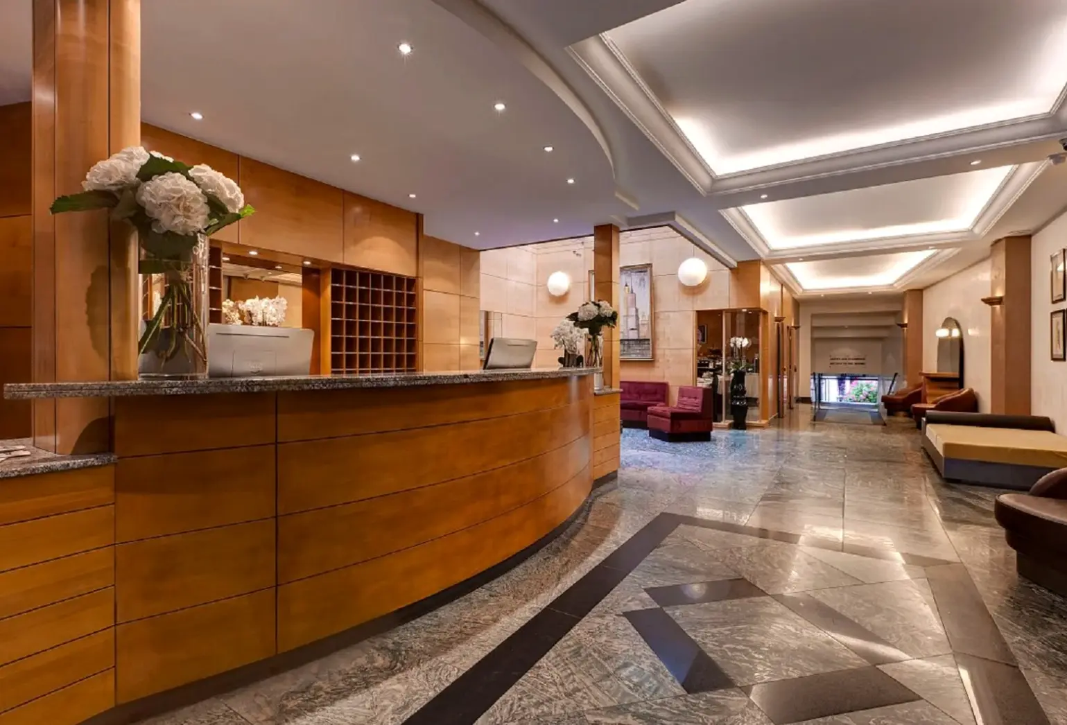 Lobby hotelu Le Patio Bastille
