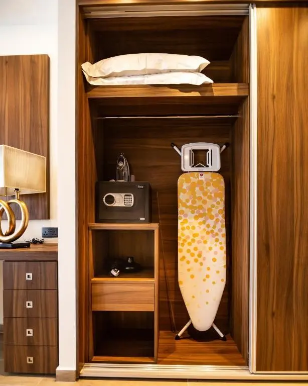 Leonardo Boutique Hotel — LEONARDO BOUTIQUE HOTEL LARNACA