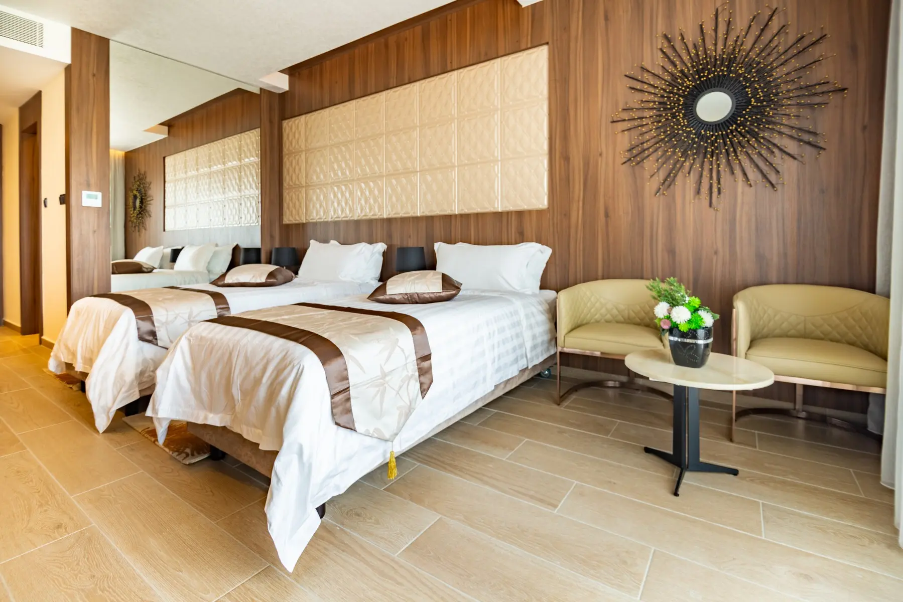 Leonardo Boutique Hotel — LEONARDO BOUTIQUE HOTEL LARNACA