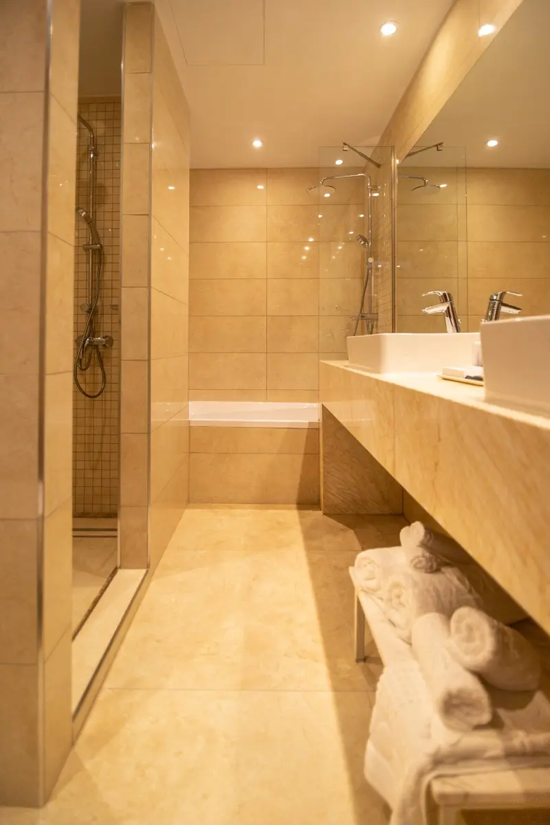 Leonardo Boutique Hotel — LEONARDO BOUTIQUE HOTEL LARNACA