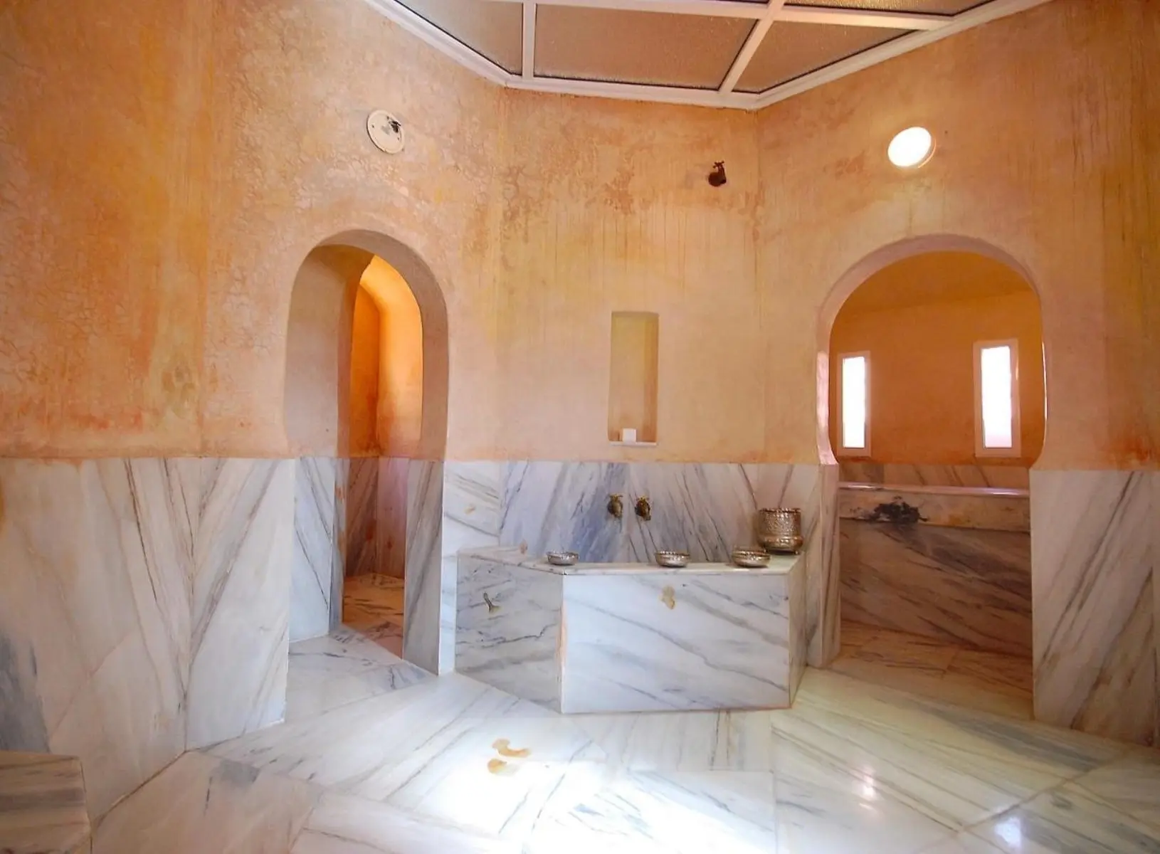 Les Borjs de la Kasbah — LES BORJS DE LA KASBAH