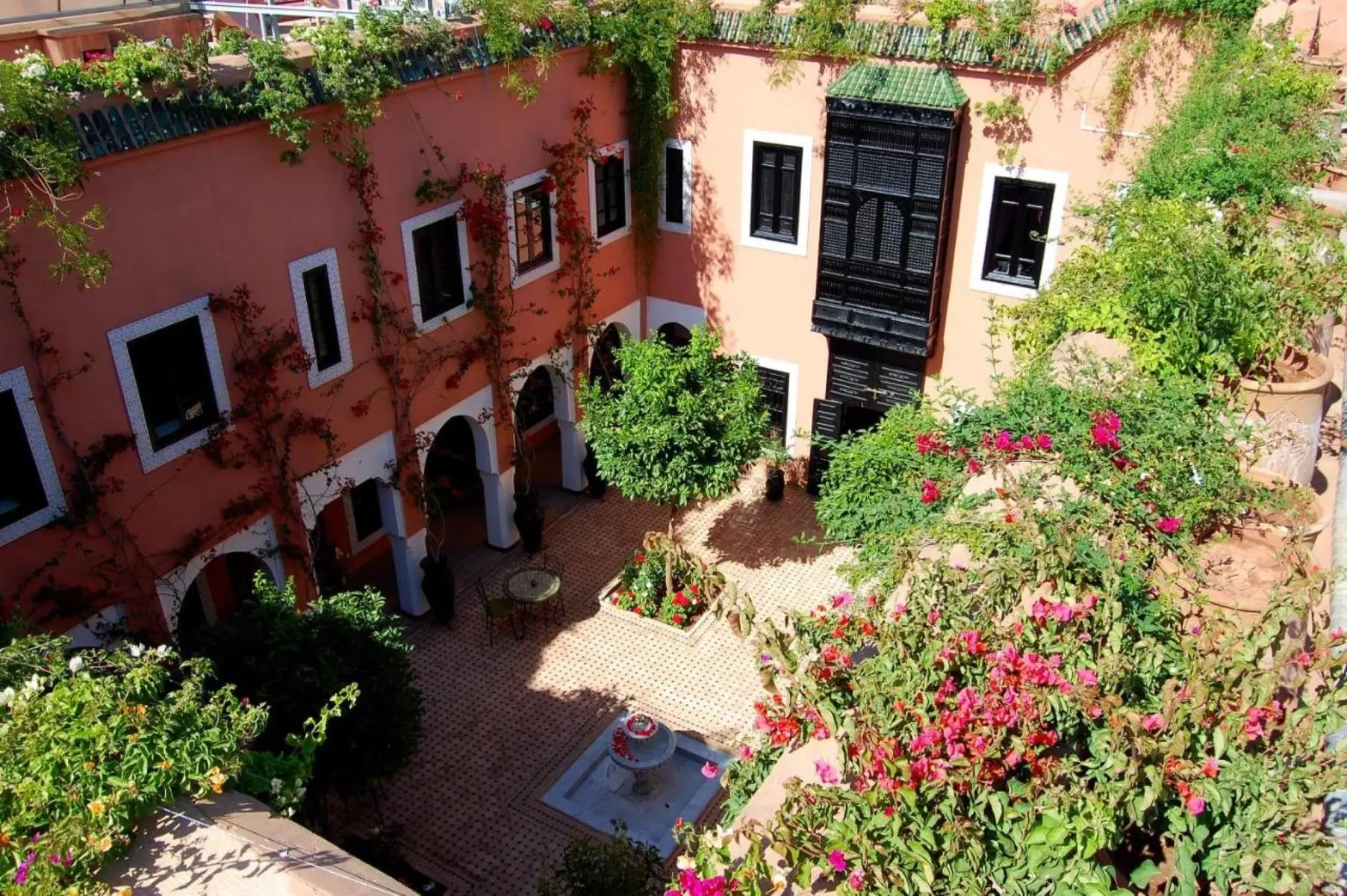 Les Borjs de la Kasbah — LES BORJS DE LA KASBAH