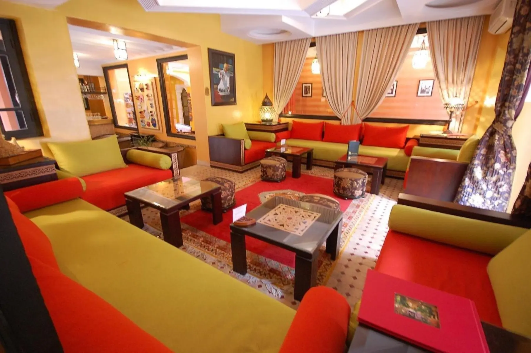 Les Borjs de la Kasbah — LES BORJS DE LA KASBAH