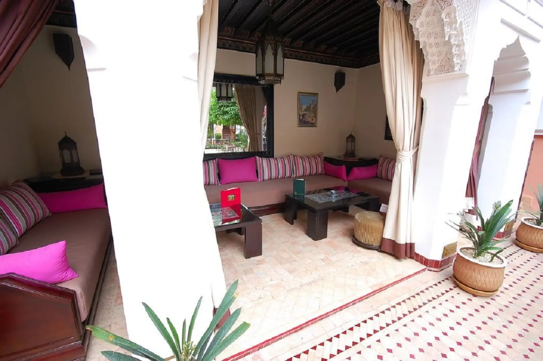 Les Borjs de la Kasbah — LES BORJS DE LA KASBAH