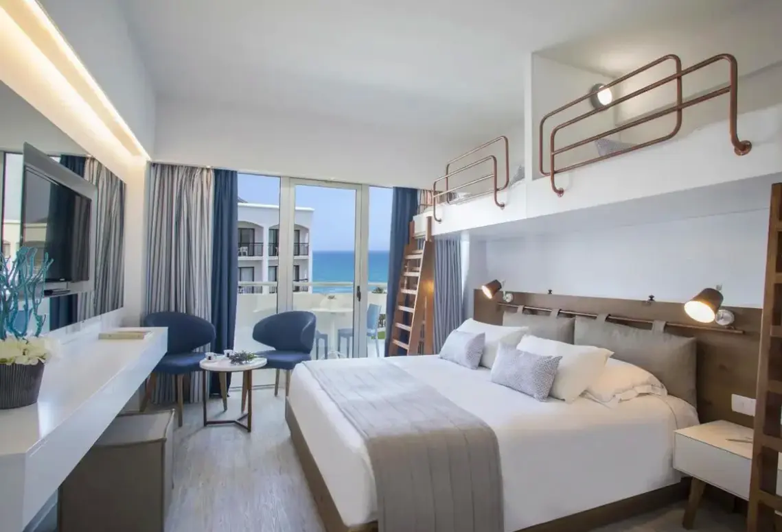 Pokój w hotelu Lordos Beach Hotel & Spa