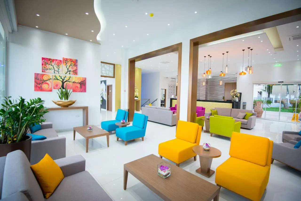 Loutsiana Hotel Apartments — LOUTSIANA