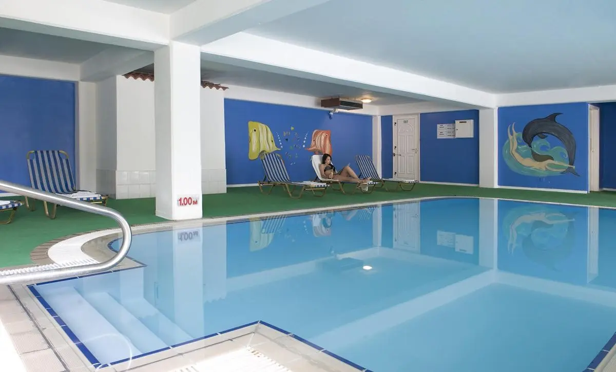 Mayfair Hotel & Gardens — MAYFAIR GARDENS