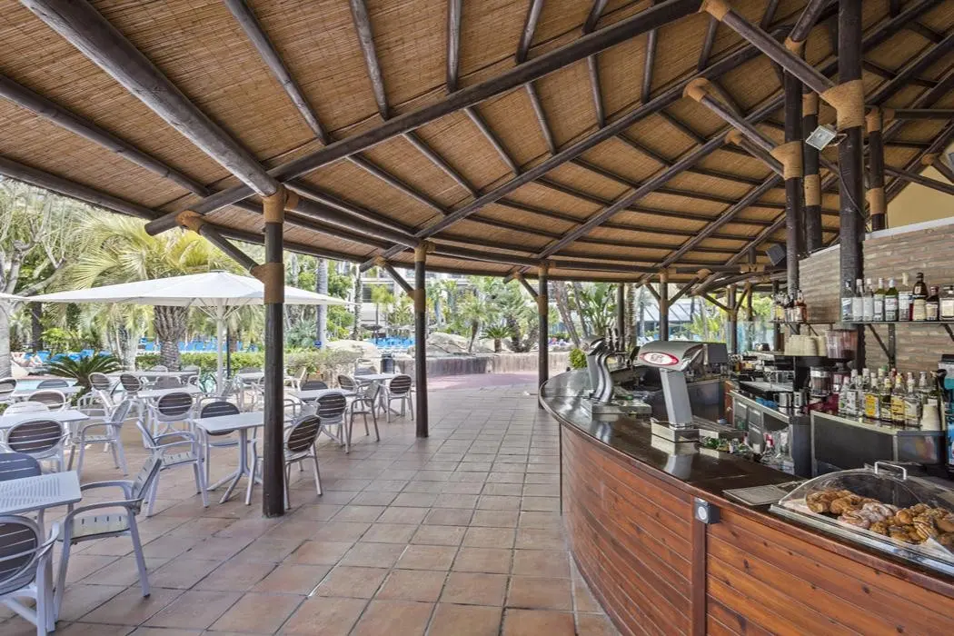 Meliá Benidorm — MELIA BENIDORM