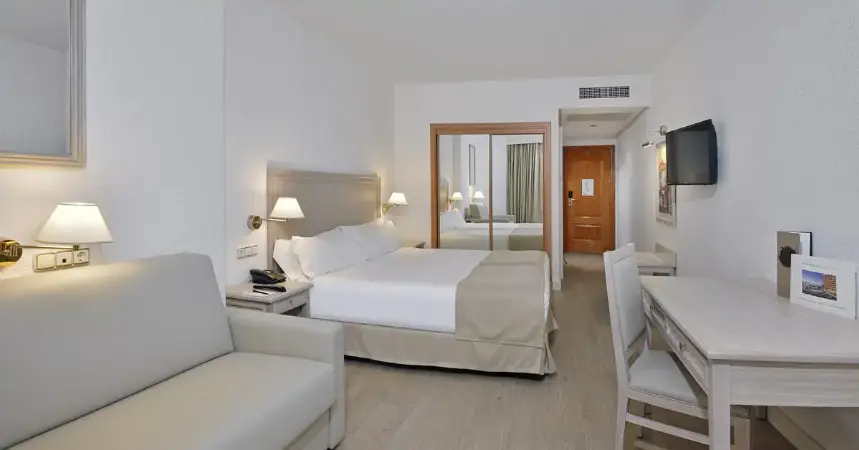 Meliá Costa del Sol — MELIA COSTA DEL SOL