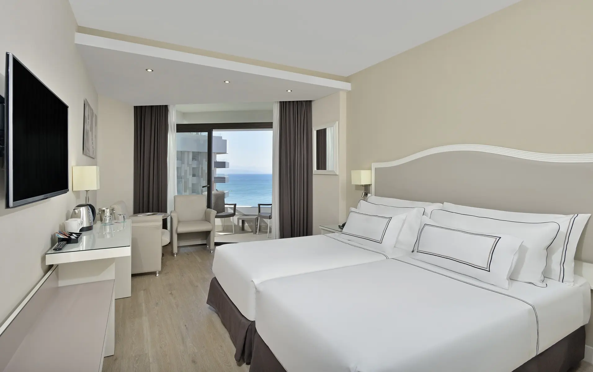 Meliá Costa del Sol — MELIA COSTA DEL SOL
