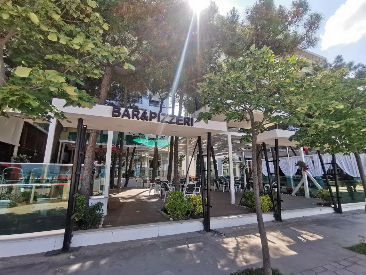 New Akileda — NEW AKILEDA HOTEL