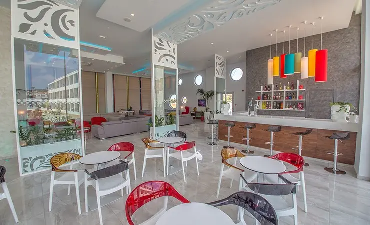 Nicholas Color Hotel — NICHOLAS COLOR