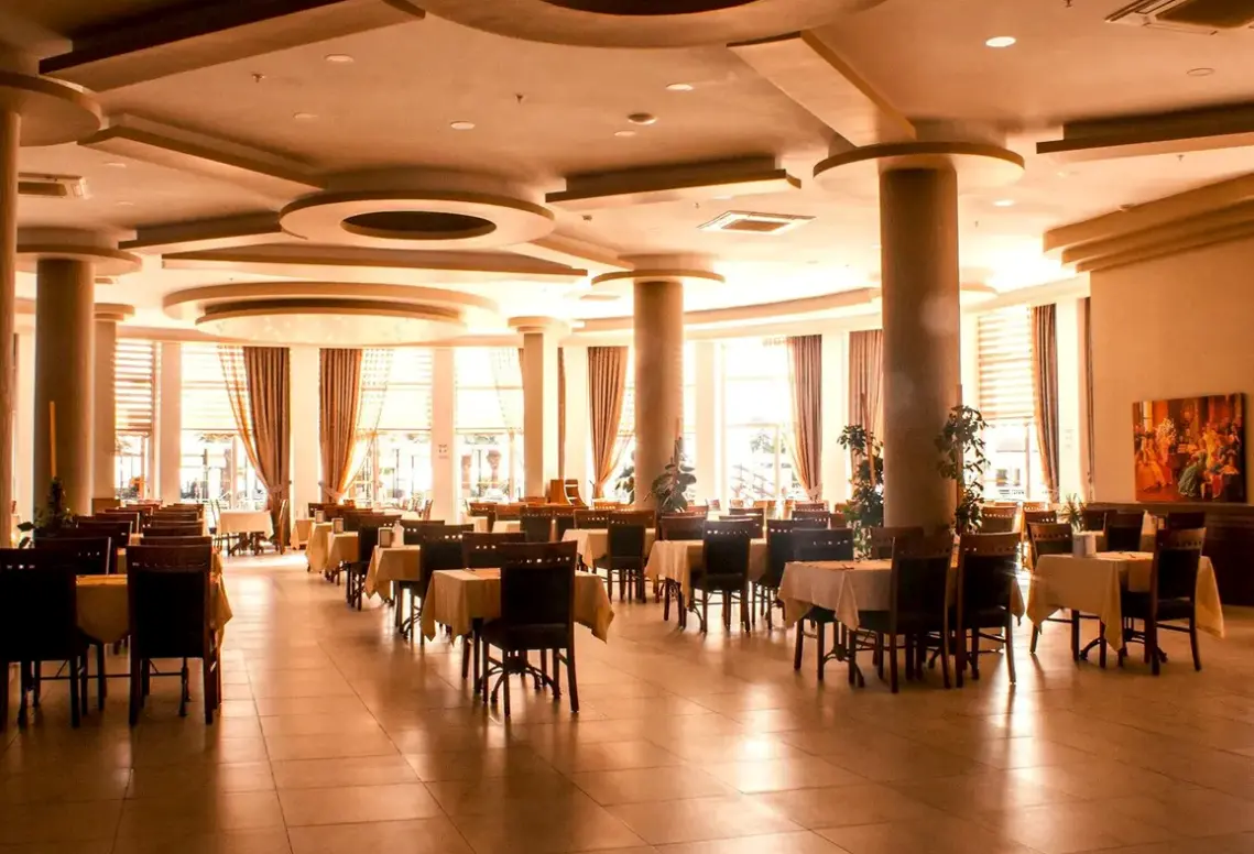 Restauracja i jedzenie w hotelu Notion Kesre Beach