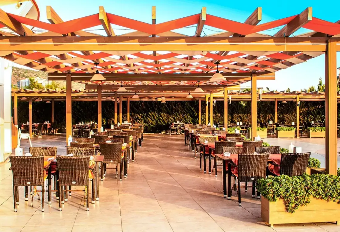 Restauracja i jedzenie w hotelu Notion Kesre Beach