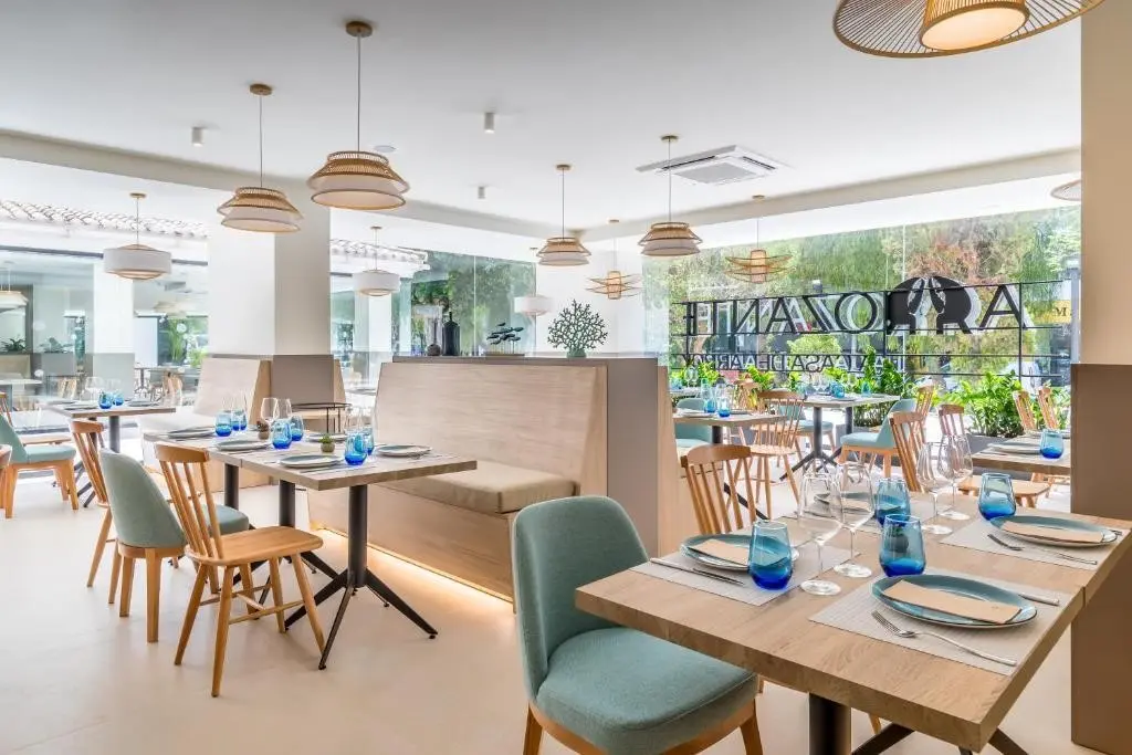 Occidental Puerto Banús — OCCIDENTAL PUERTO BANUS