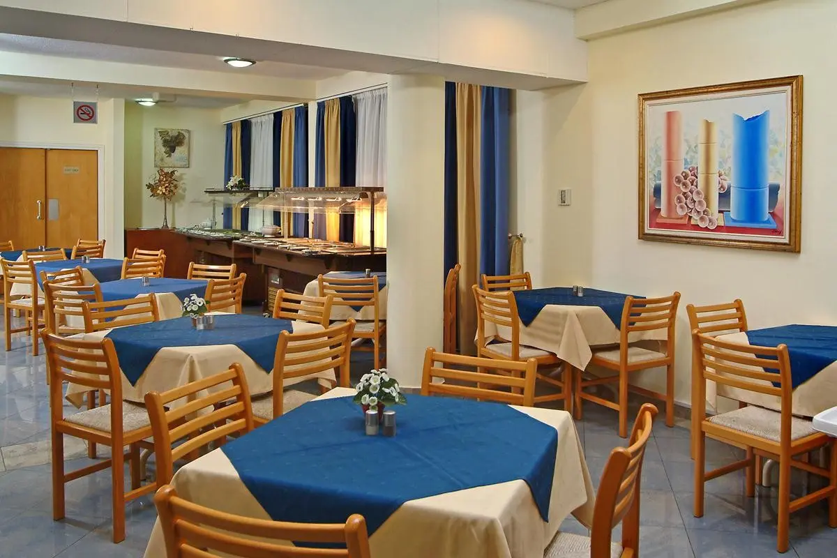 Restauracja i jedzenie w hotelu Okeanos Beach Boutique Hotel