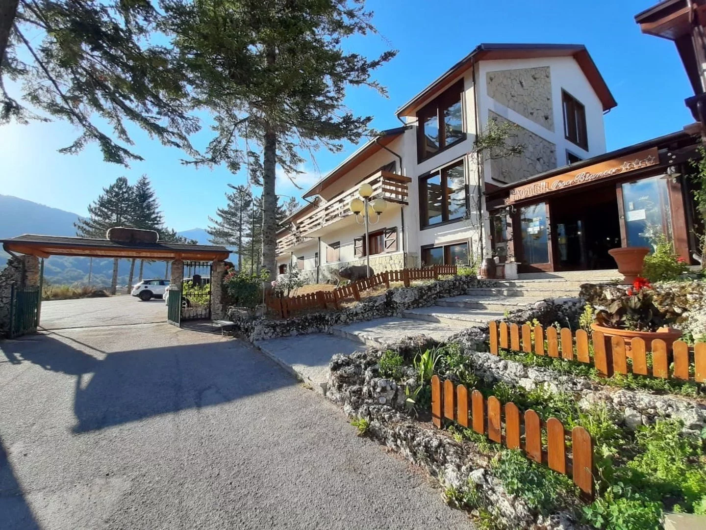 Hotel Orso Bianco