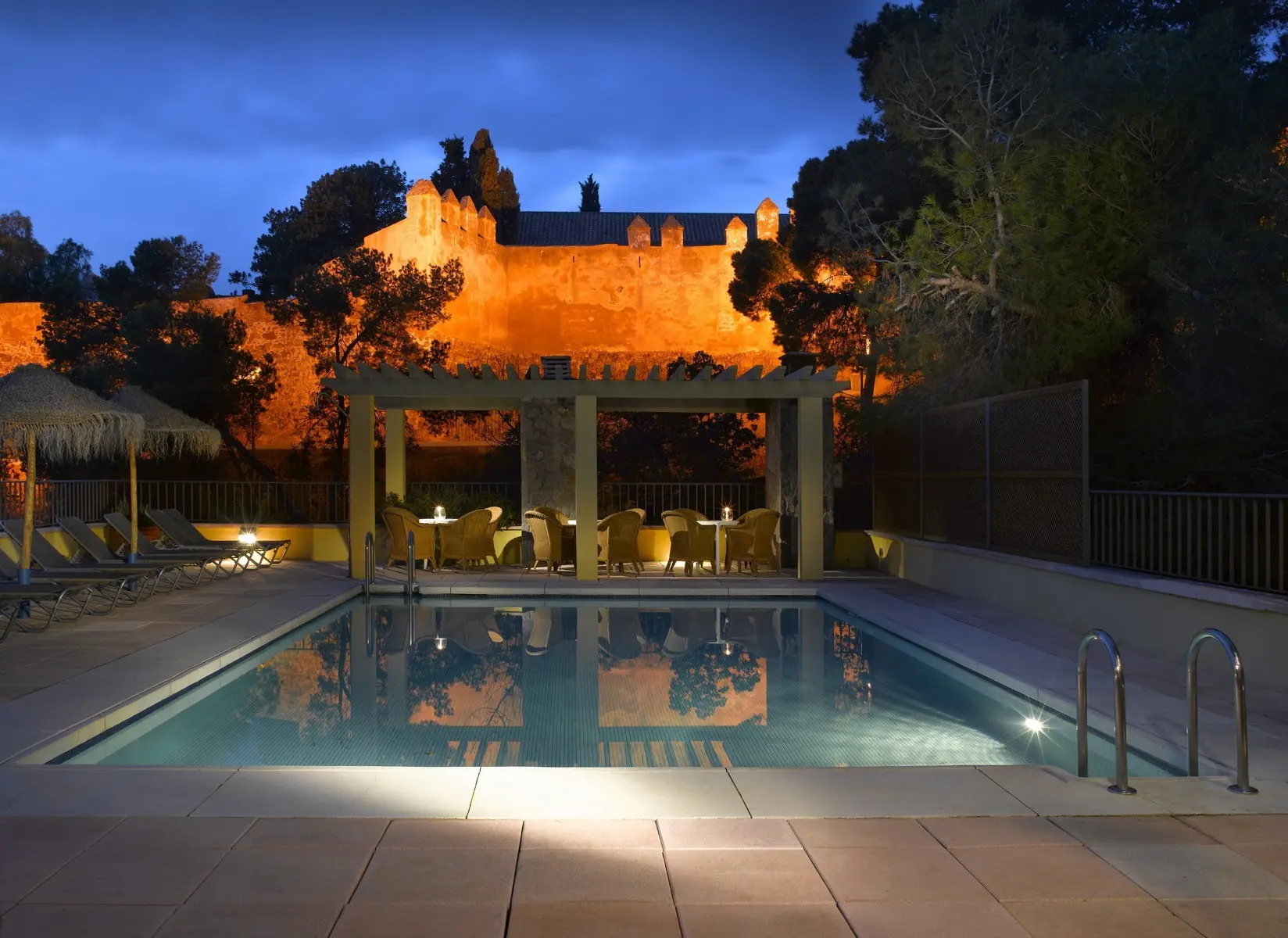 Parador de Granada — PARADOR DE MALAGA GIBRALFARO