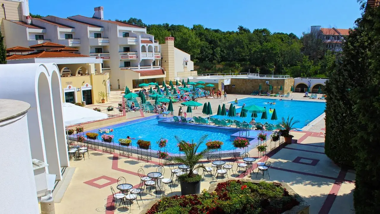 Pelican Duni Resort — PELICAN DUNI