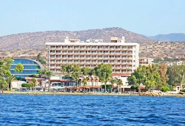 Obiekt hotelu Poseidonia Beach Hotel
