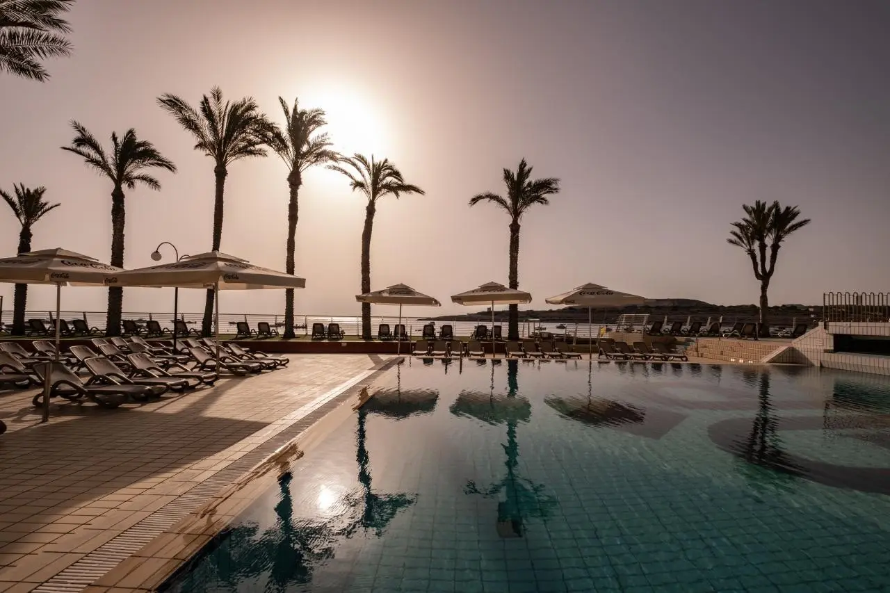 QAWRA Palace Resort & SPA — QAWRA PALACE RESORT & SPA