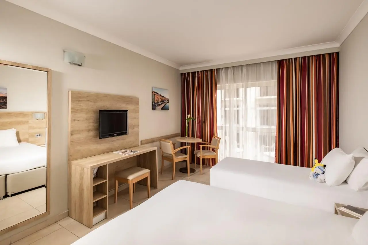 QAWRA Palace Resort & SPA — QAWRA PALACE RESORT & SPA