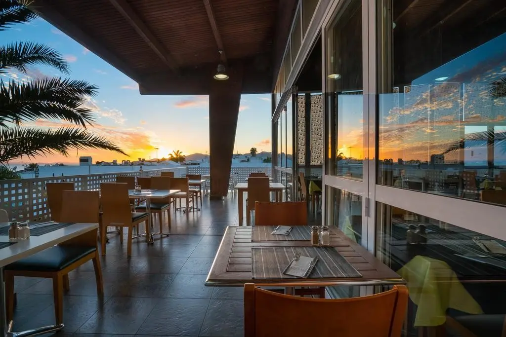 Relaxia Lanzaplaya — RELAXIA LANZAPLAYA