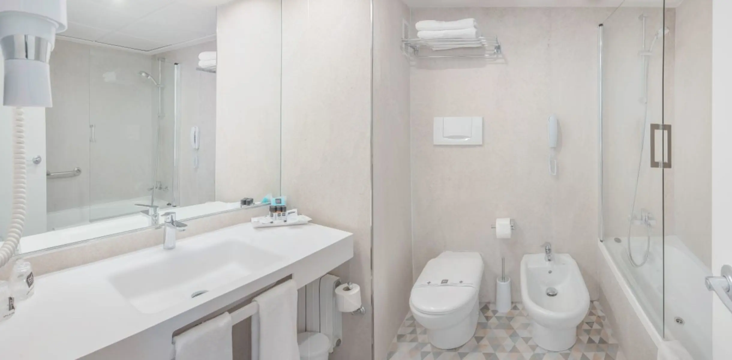 RH Corona del Mar — RH CORONA DEL MAR