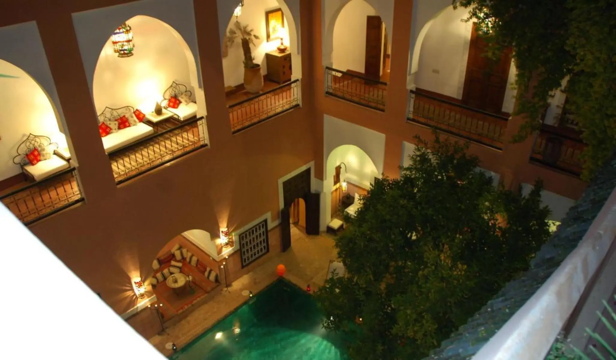 Basen w hotelu Riad Barroko