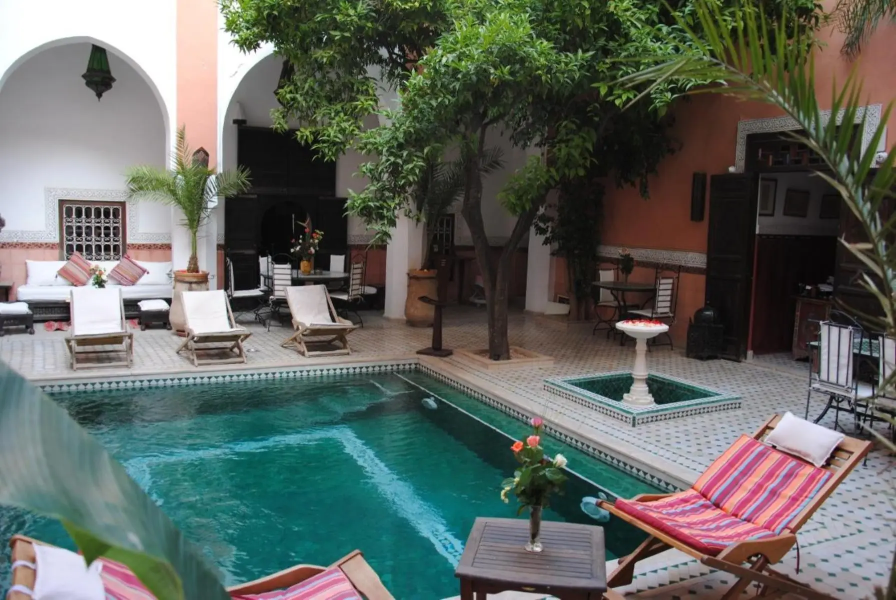 Basen w hotelu Riad Barroko