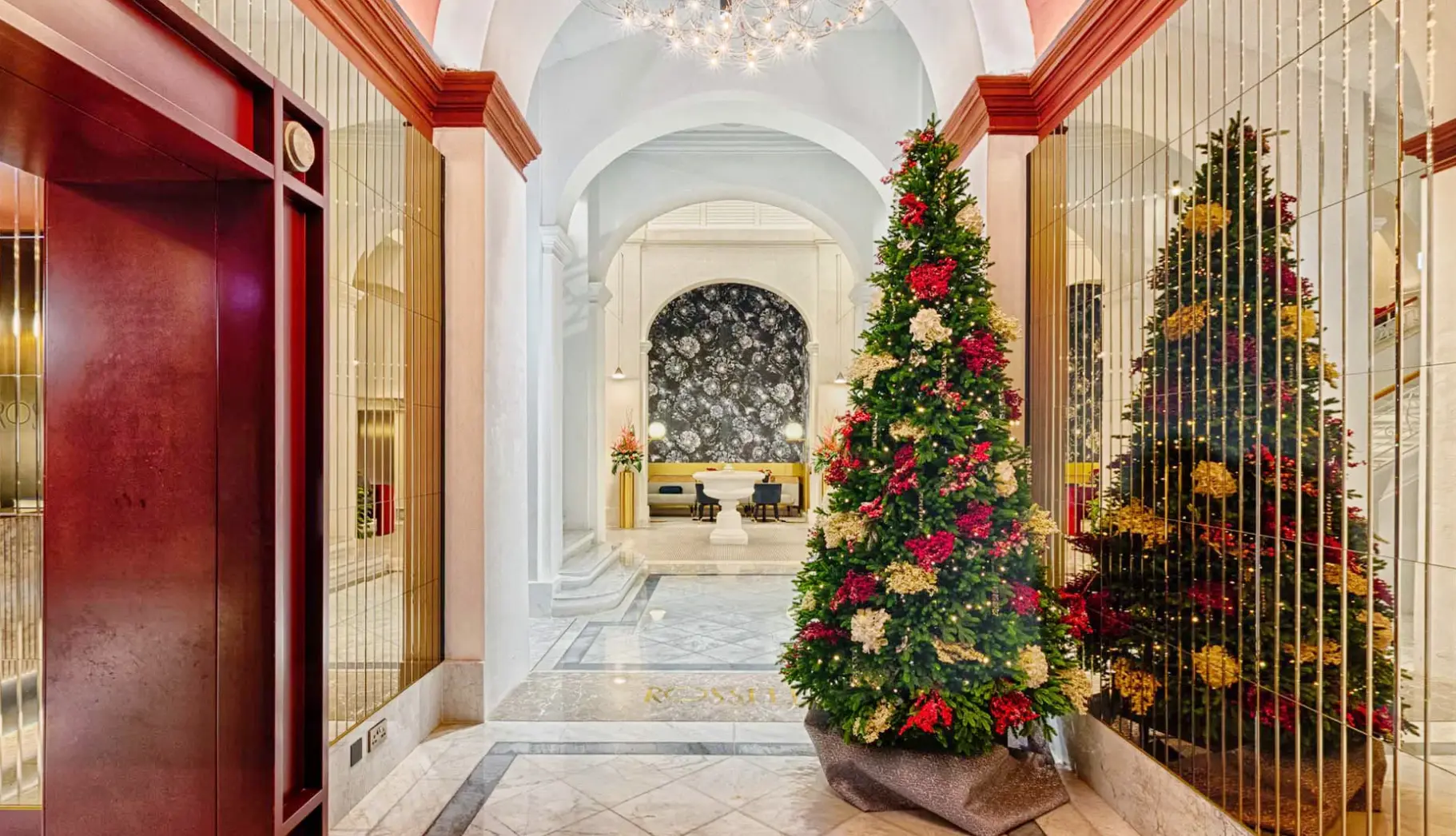 Lobby hotelu Rosselli AX Privilege