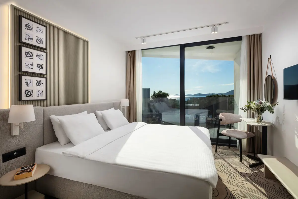 SeeSea — SEESEA HOTEL