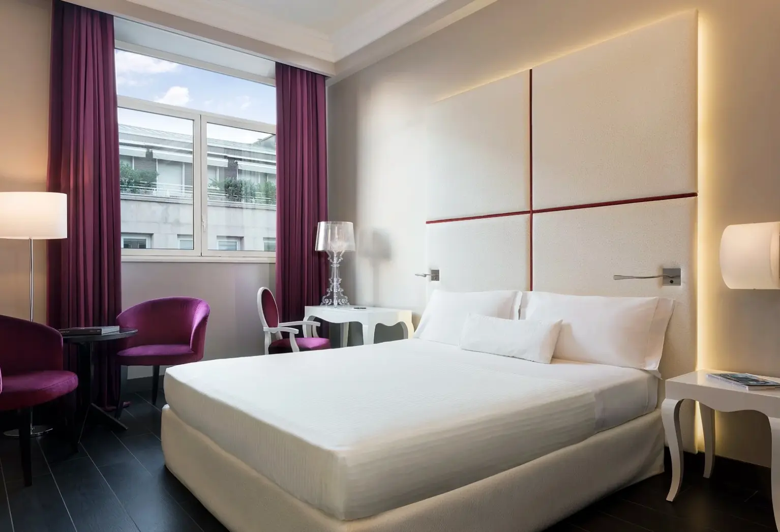 Pokój w hotelu Sina De La Ville