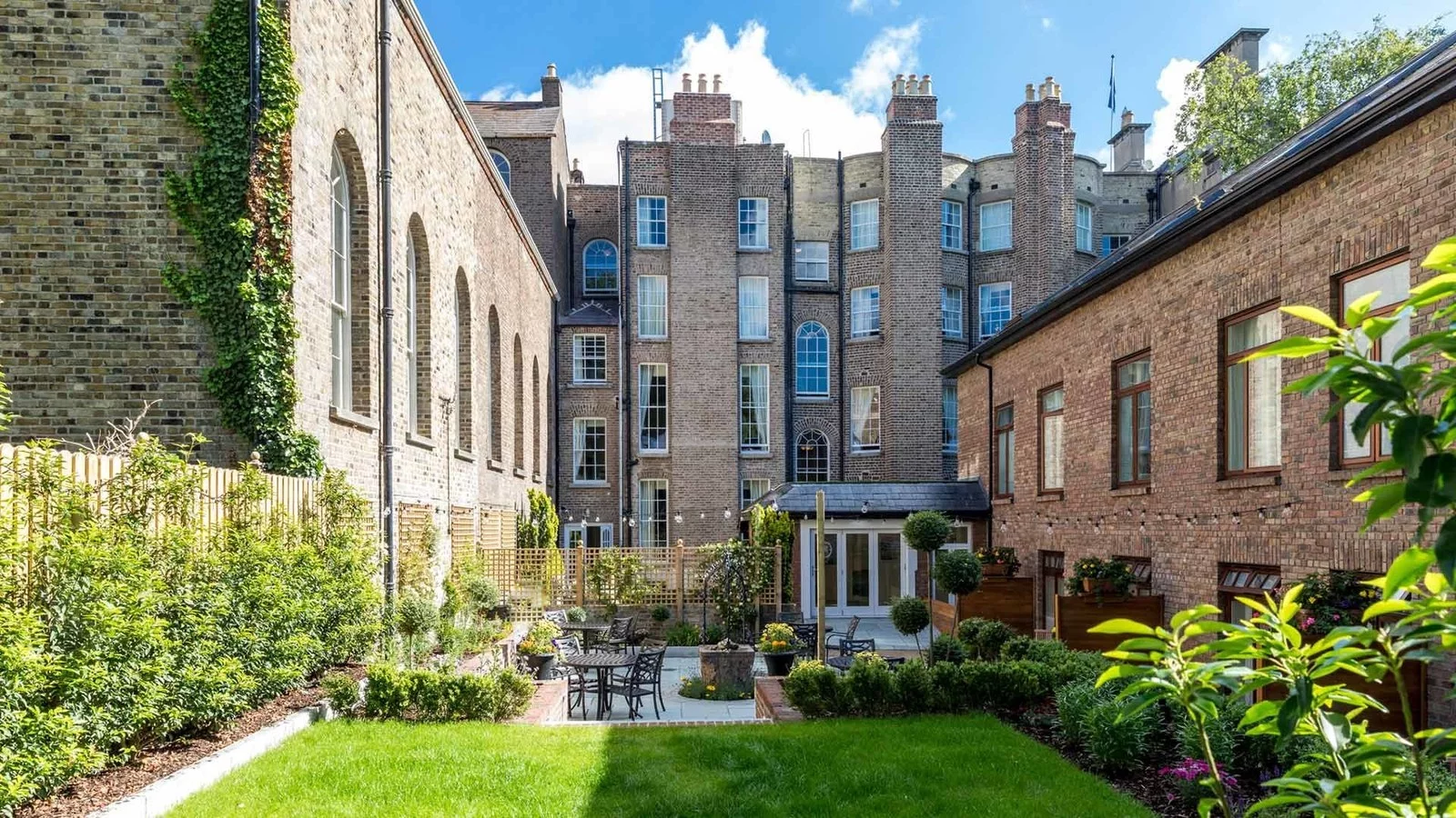 Hotel Stauntons On The Green