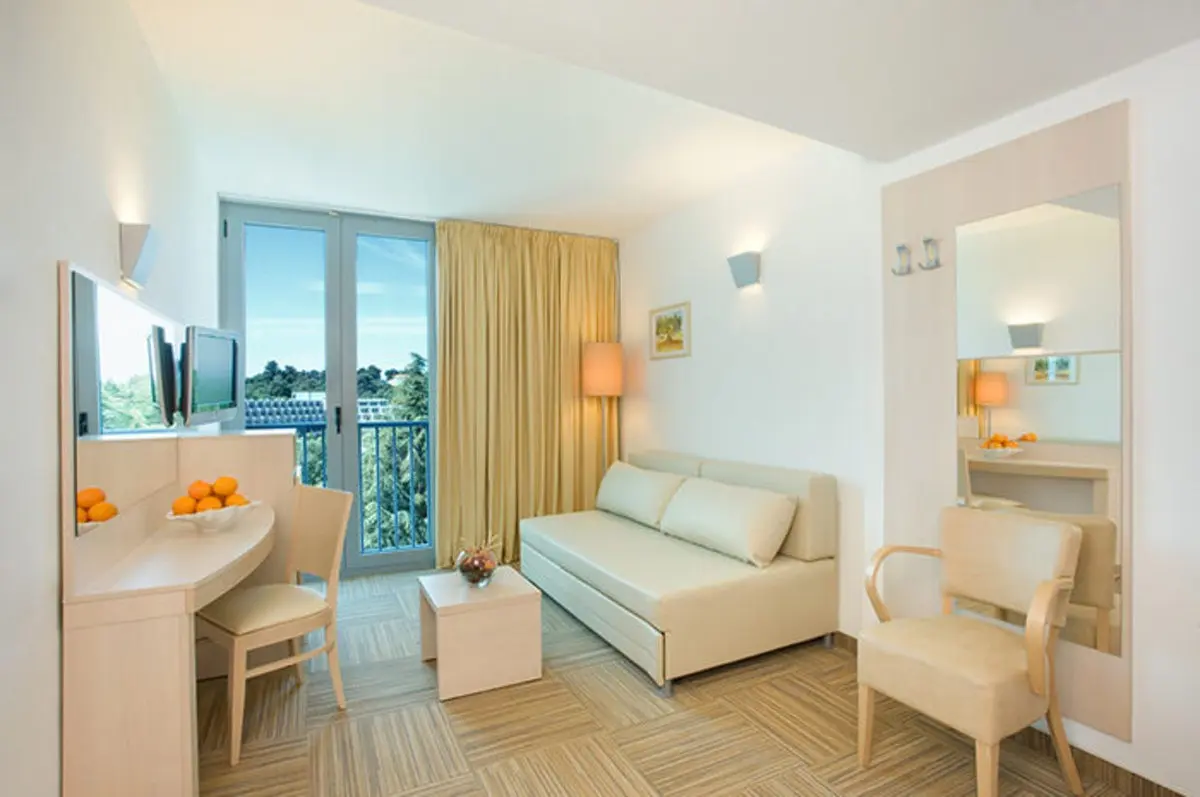 Sunny Poreč by Valamar — SUNNY POREC BY VALAMAR (EX CRYSTAL)