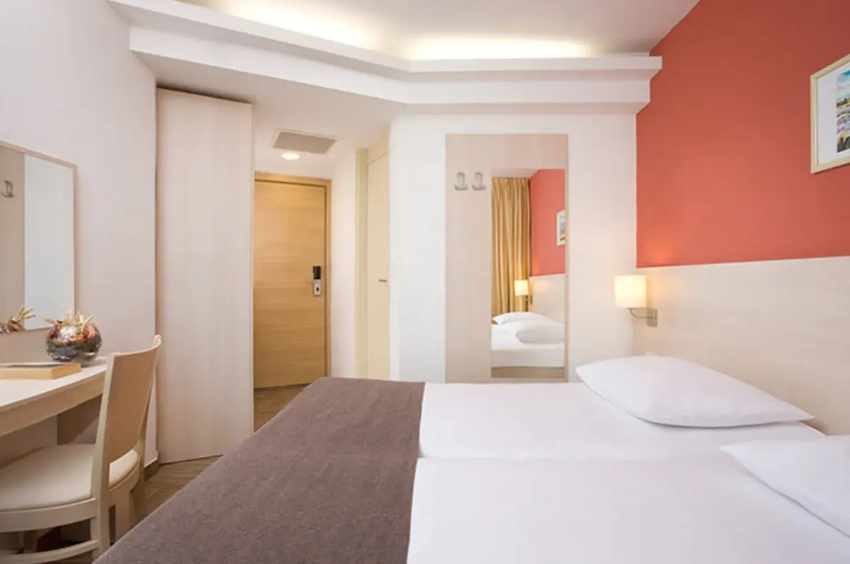 Sunny Poreč by Valamar — SUNNY POREC BY VALAMAR (EX CRYSTAL)