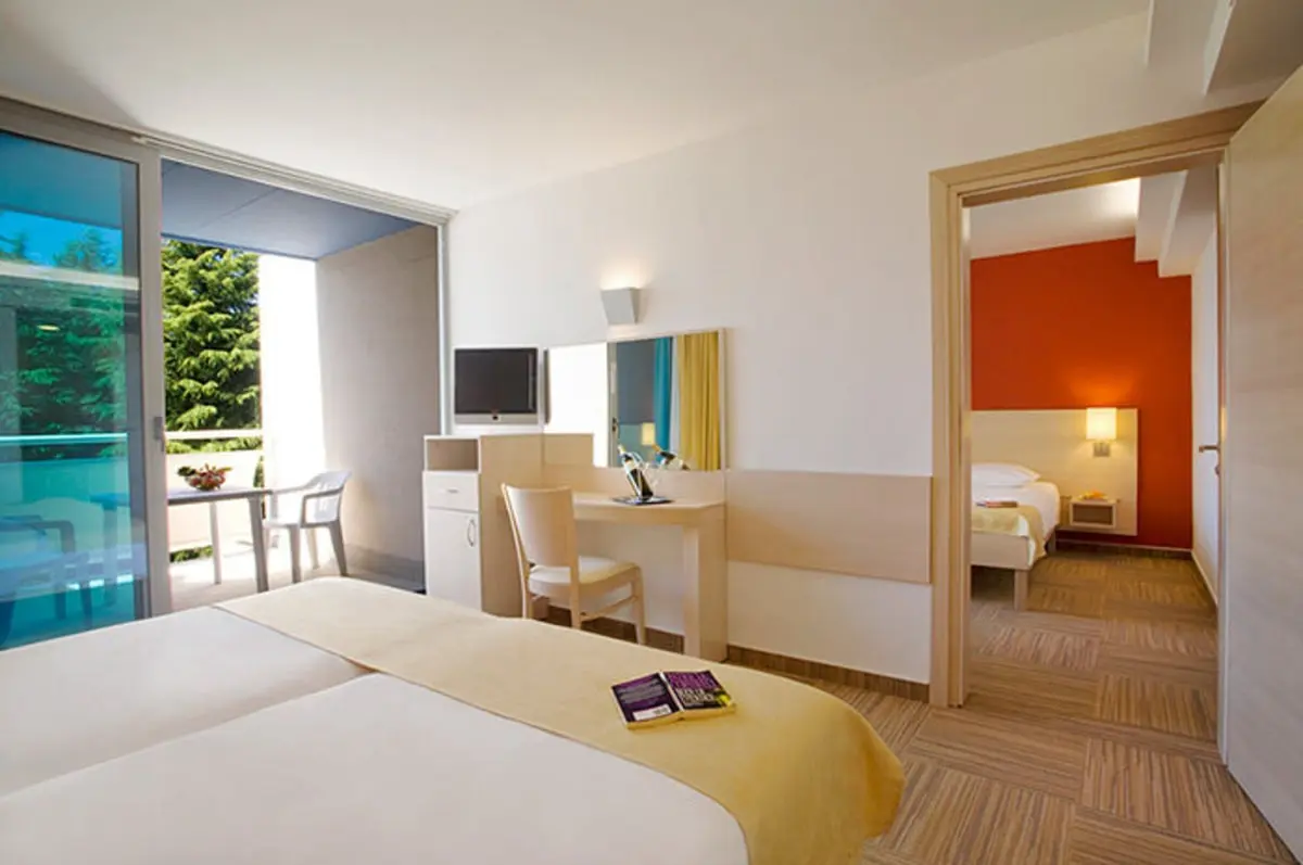 Sunny Poreč by Valamar — SUNNY POREC BY VALAMAR (EX CRYSTAL)