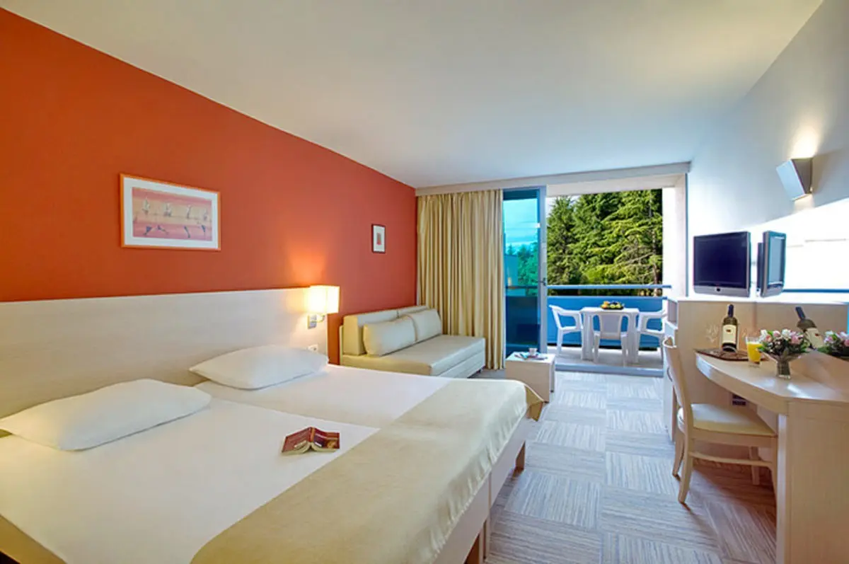 Sunny Poreč by Valamar — SUNNY POREC BY VALAMAR (EX CRYSTAL)