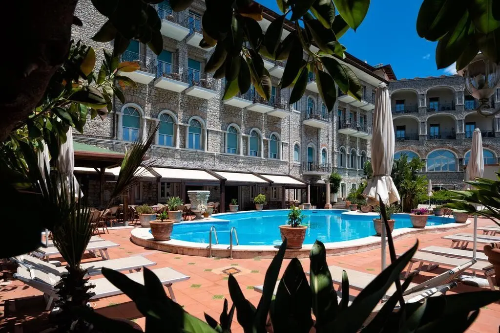 Taormina Park Hotel — TAORMINA PARK