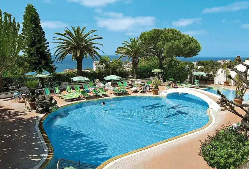 Basen w hotelu Terme Villa Teresa