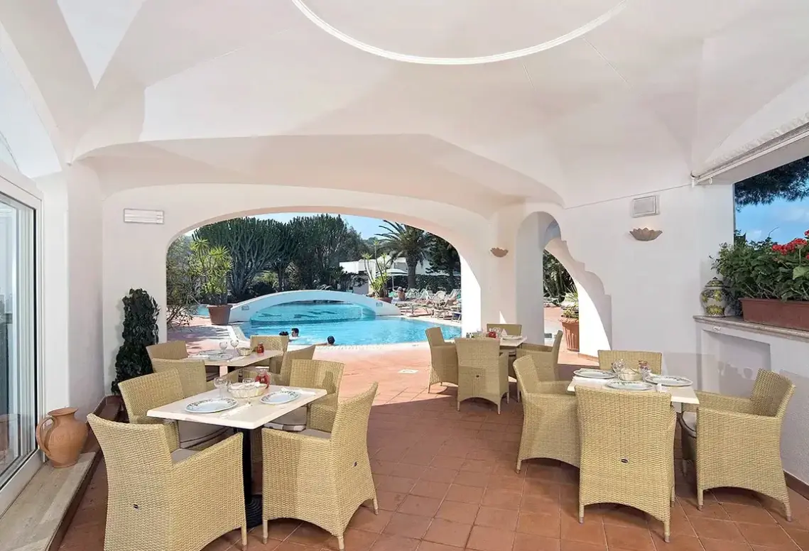 Basen w hotelu Terme Villa Teresa
