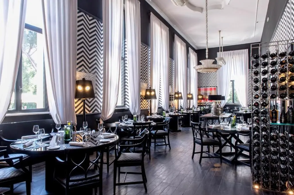 TH Roma Carpegna Palace — TH ROMA - CARPEGNA PALACE