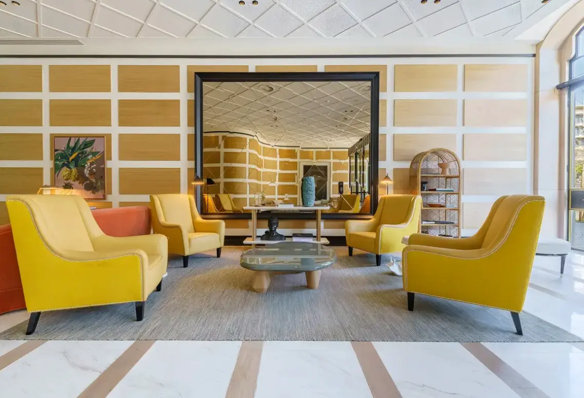 Lobby hotelu The Editory Boulevard Aliados