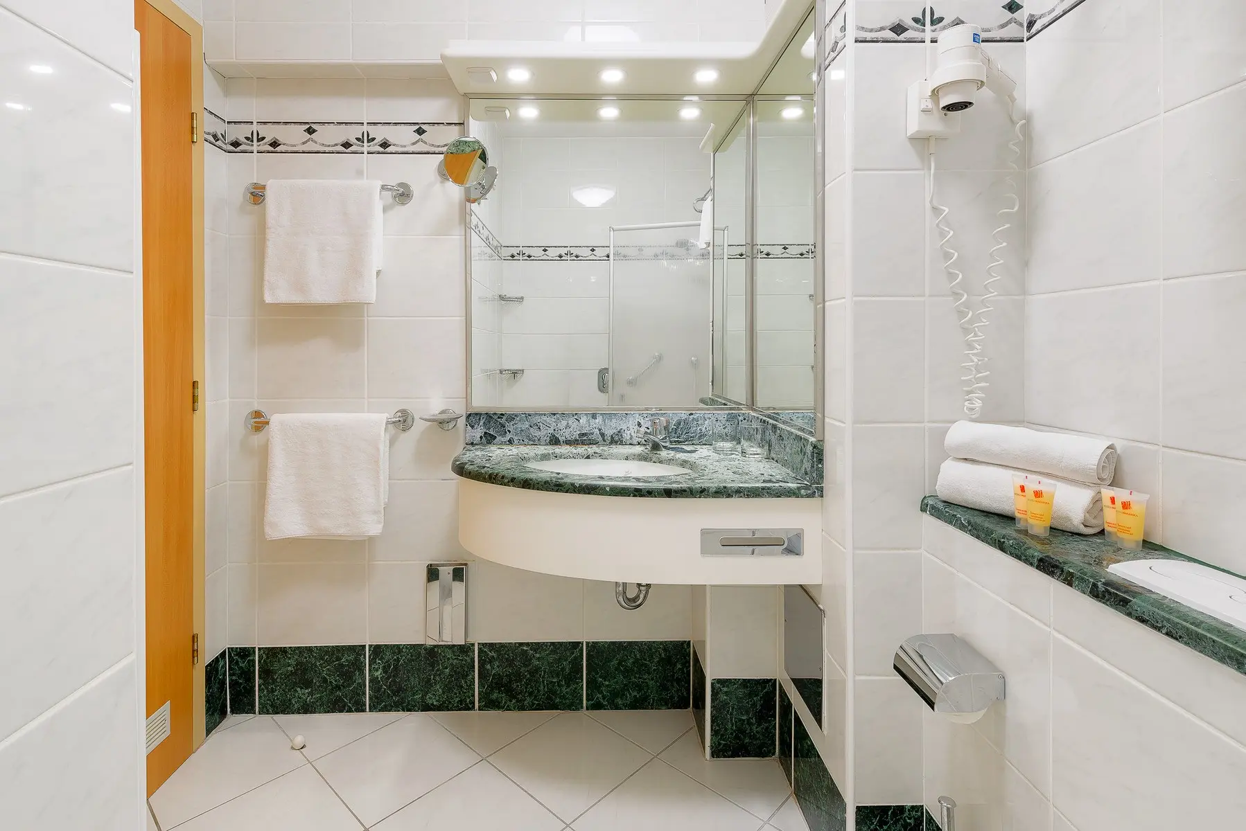 Valamar Meteor — VALAMAR METEOR