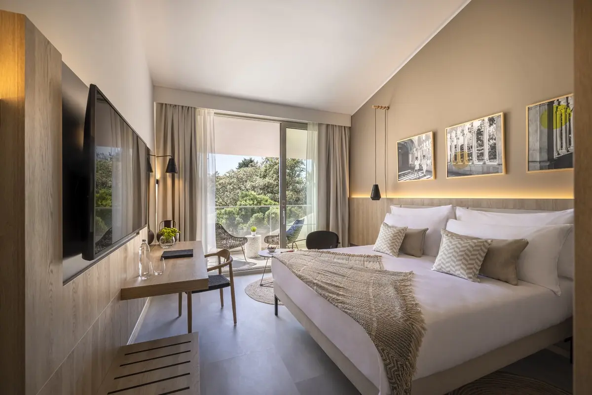 Valamar Tirena — VALAMAR TIRENA