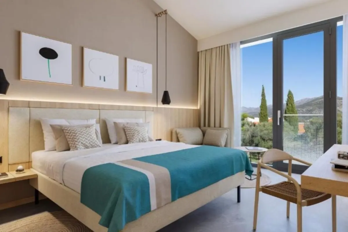 Valamar Tirena — VALAMAR TIRENA