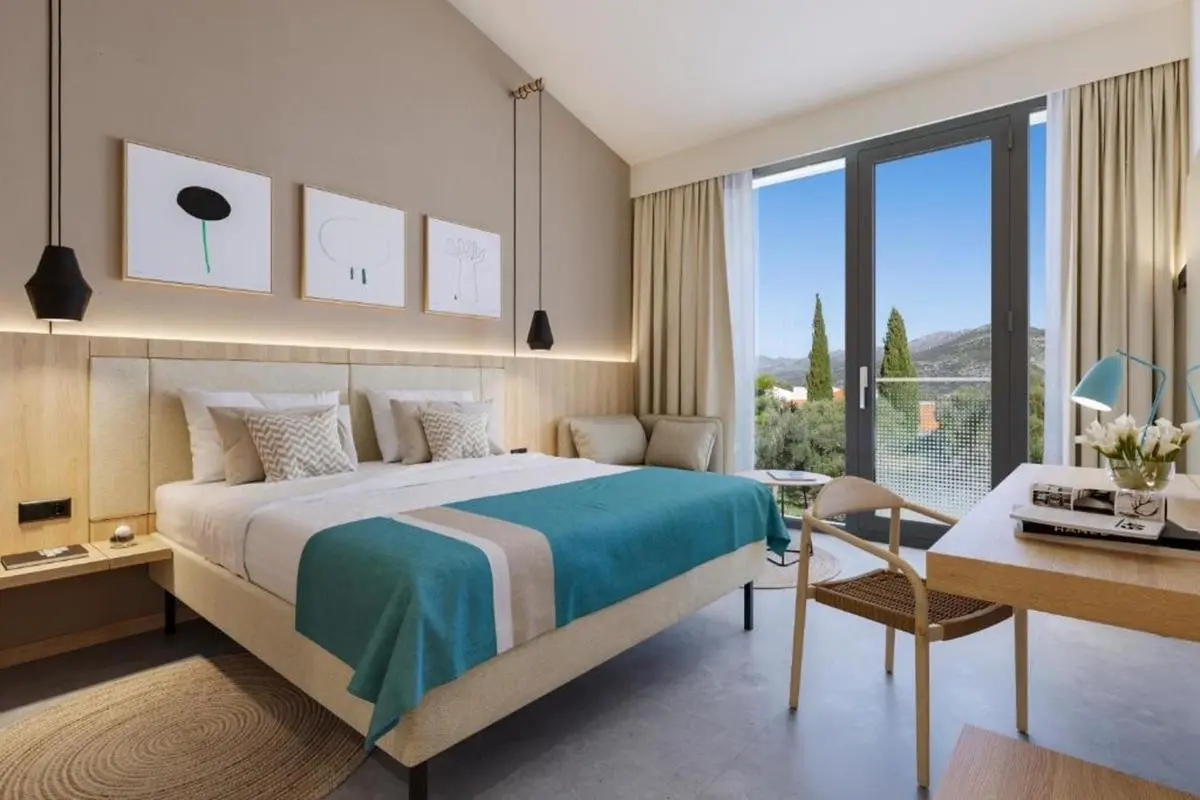 Valamar Tirena — VALAMAR TIRENA