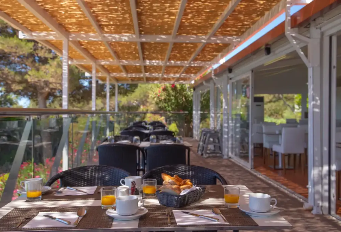 Restauracja i jedzenie w hotelu Vila Alba Resort