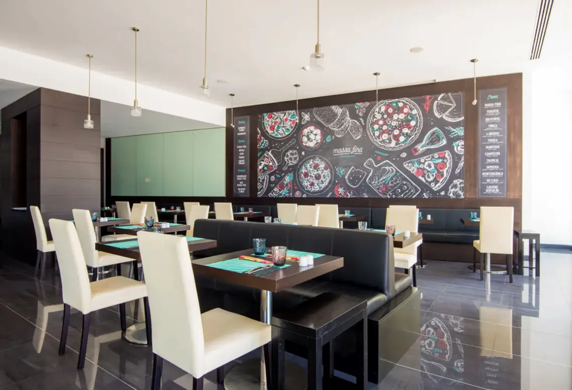 Restauracja i jedzenie w hotelu Vila Galé Estoril