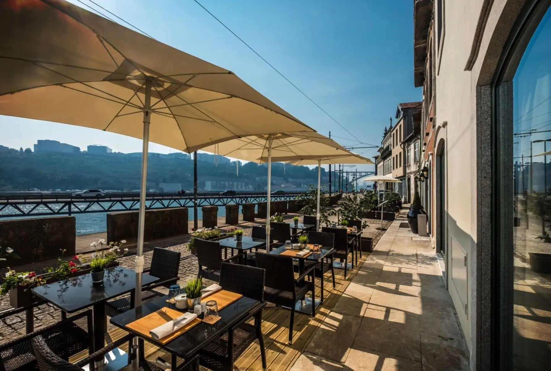 Widok z hotelu Vila Galé Porto Ribeira